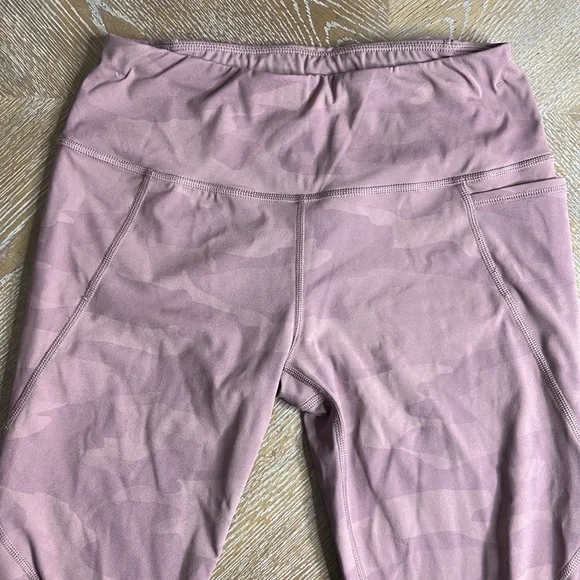 SWEATY BETTY POWER WORKOUT LEGGINGS - Leggings in Pink Tonal Camo 4-6 - Picture 12 of 13